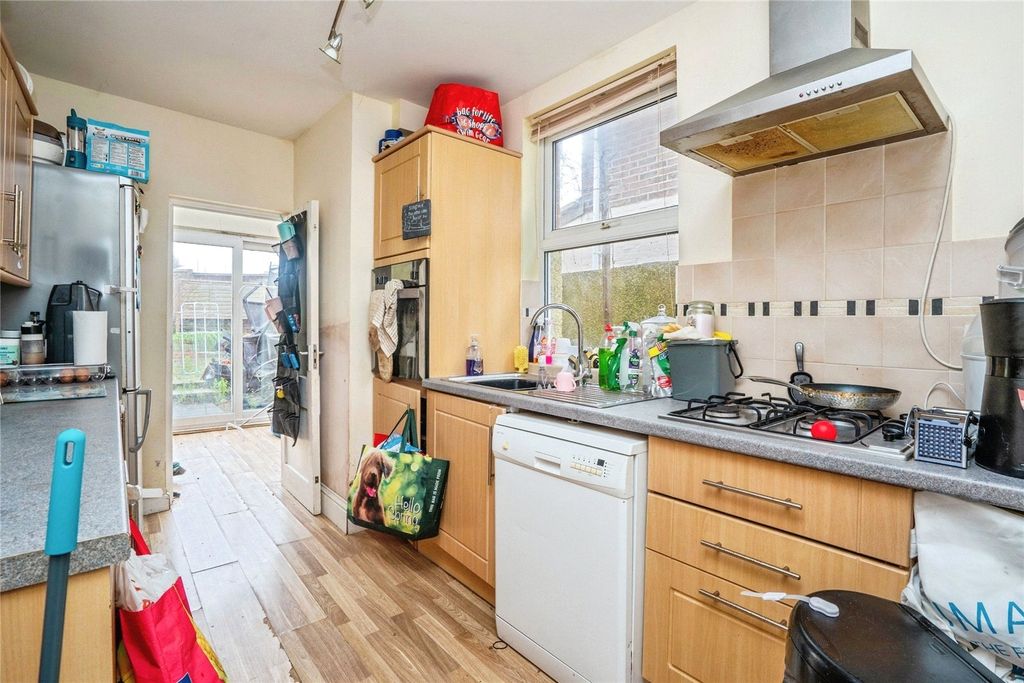 Property photo 2 of 9 Picture No. 20