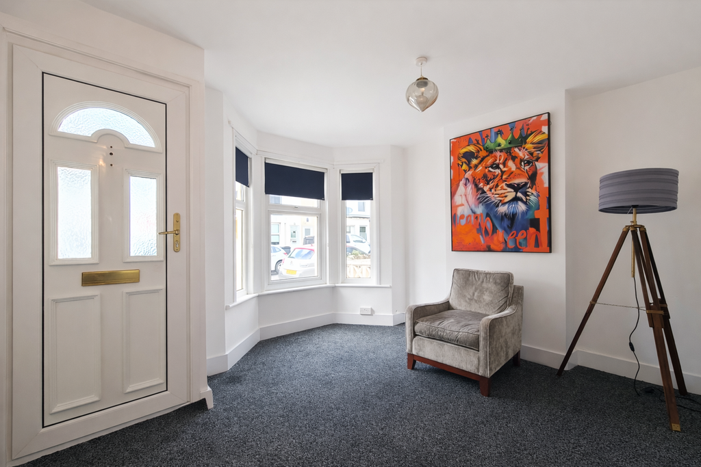 Property photo 3 of 12