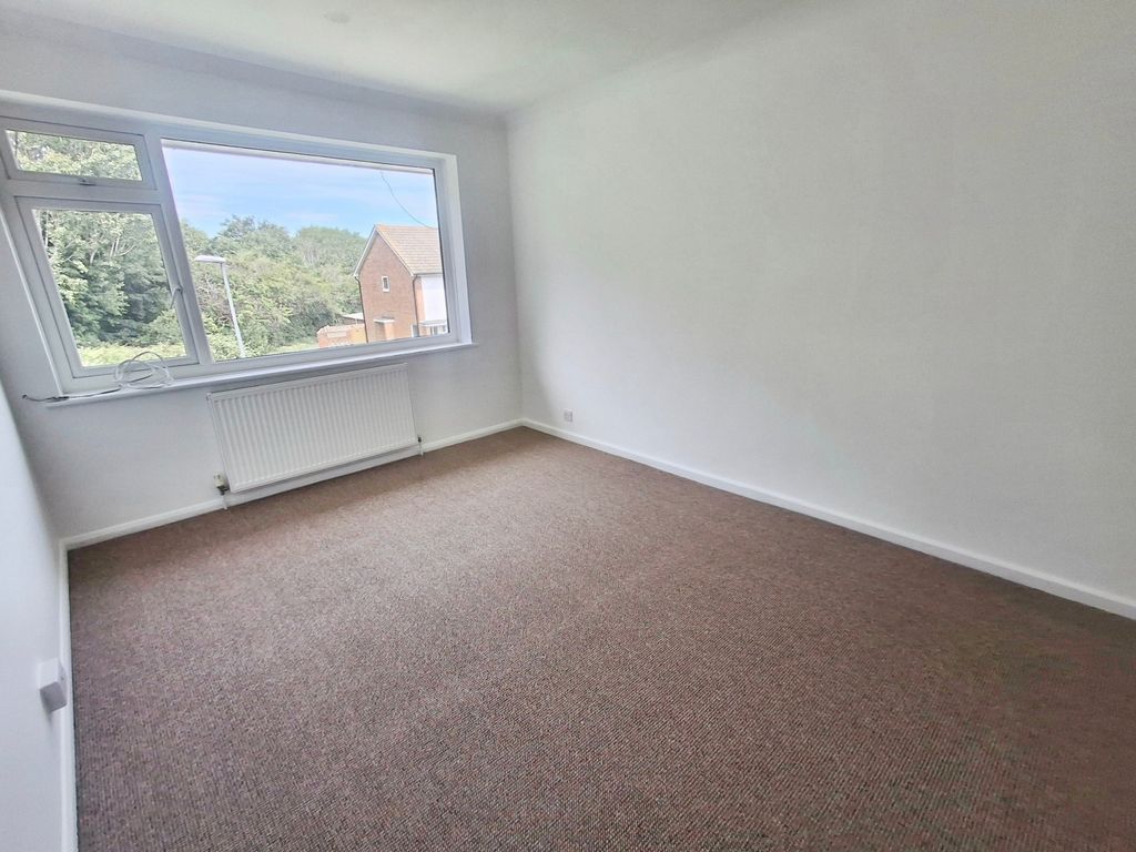 Property photo 3 of 13 Pbox-Img.Jpg
