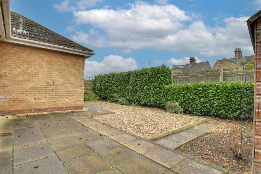 Property photo 3 of 8