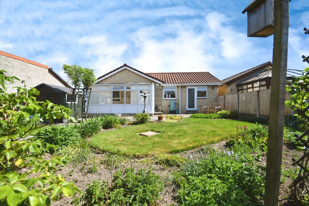 Property photo 2 of 17 Photo