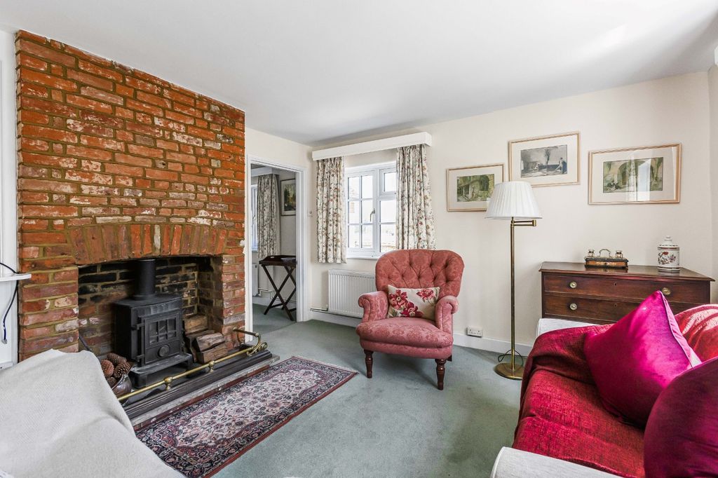 Property photo 2 of 17