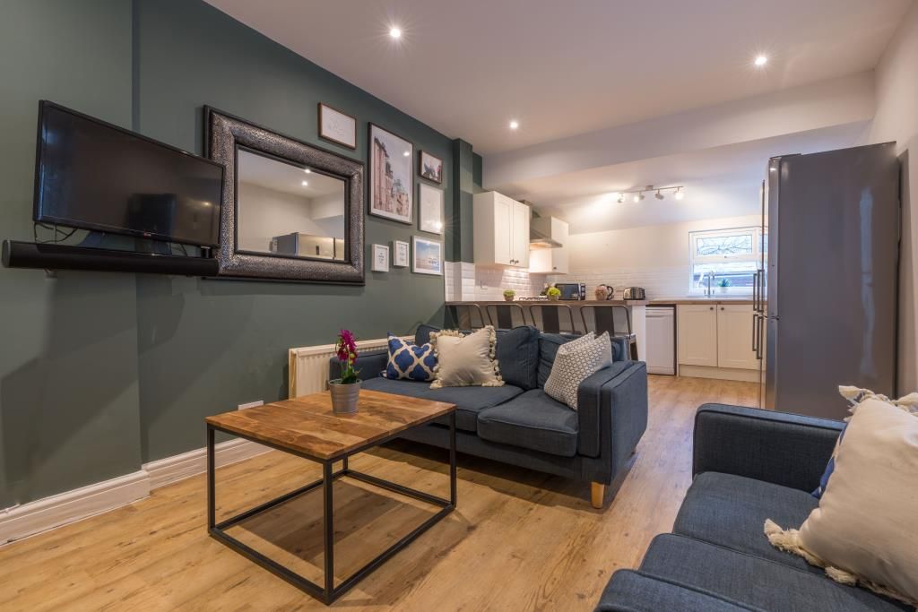 Property photo 1 of 13 Photo 0