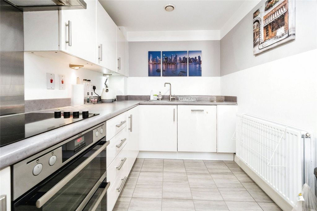 Property photo 3 of 14 Picture No. 36