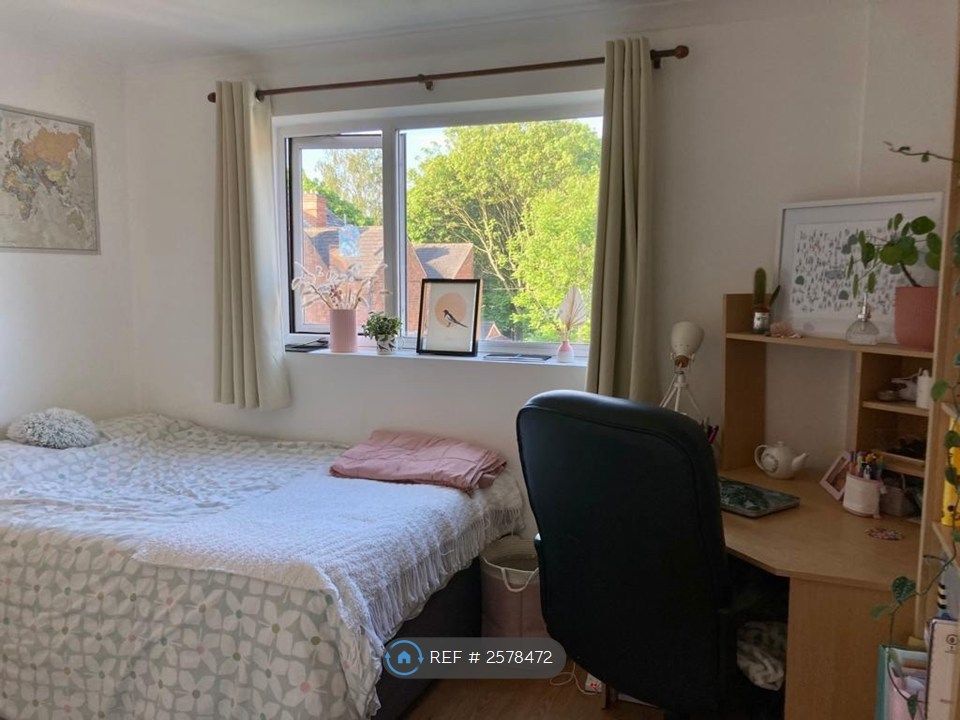 Property photo 1 of 3