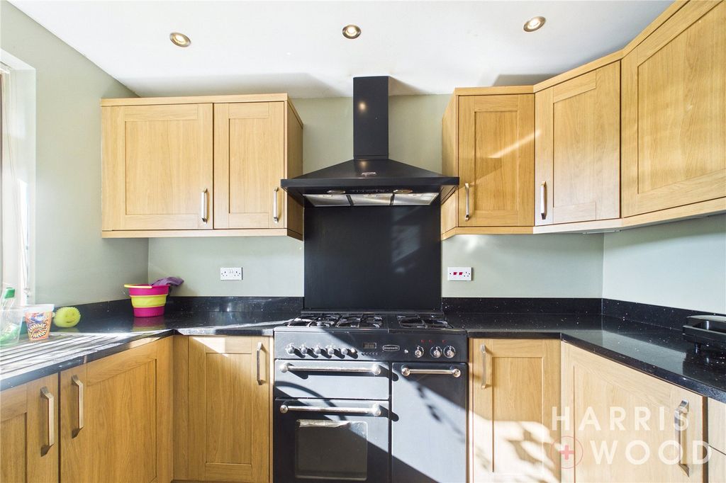 Property photo 3 of 27 Picture No. 05