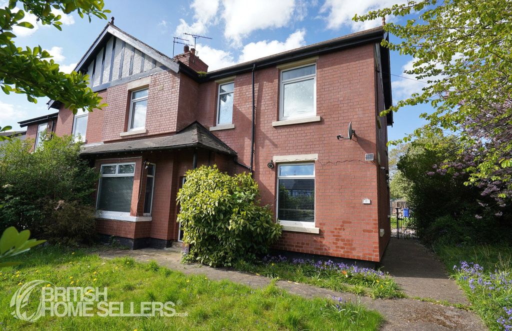 Property photo 1 of 37 Picture No. 27