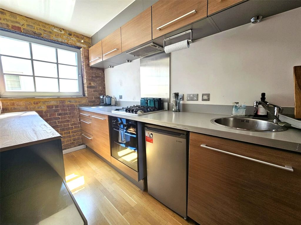 Property photo 2 of 9 Picture No. 07