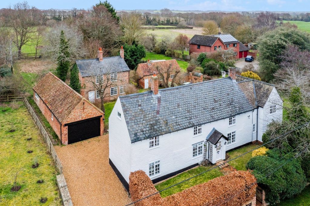 Property photo 1 of 26