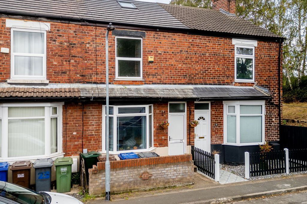 Property photo 1 of 19