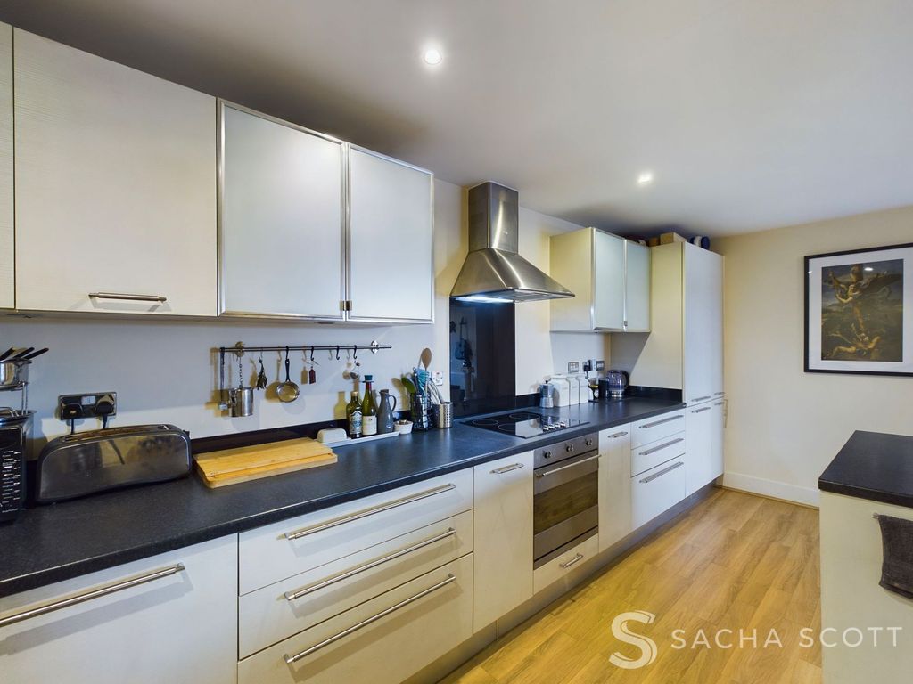Property photo 3 of 19 Kitchen Area