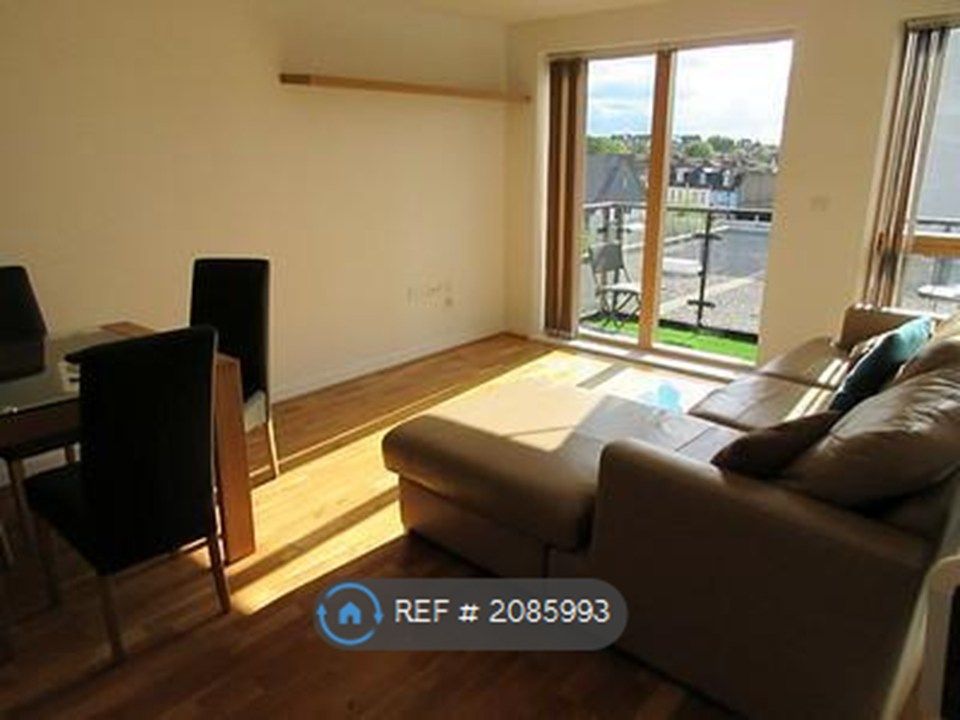 Property photo 2 of 11