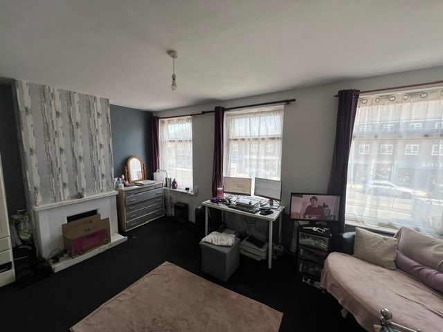 Property photo 2 of 6