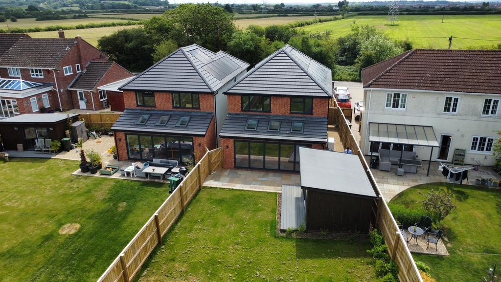Property photo 1 of 28 4.Jpg