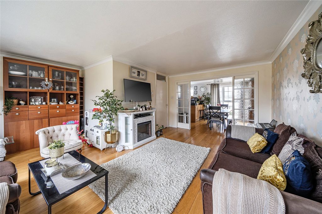 Property photo 2 of 21 Picture No. 14