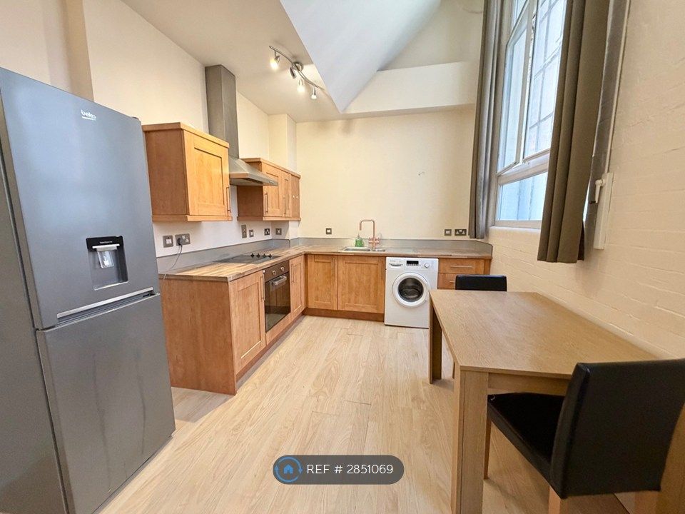 Property photo 1 of 10 Kitchen / Dining Space