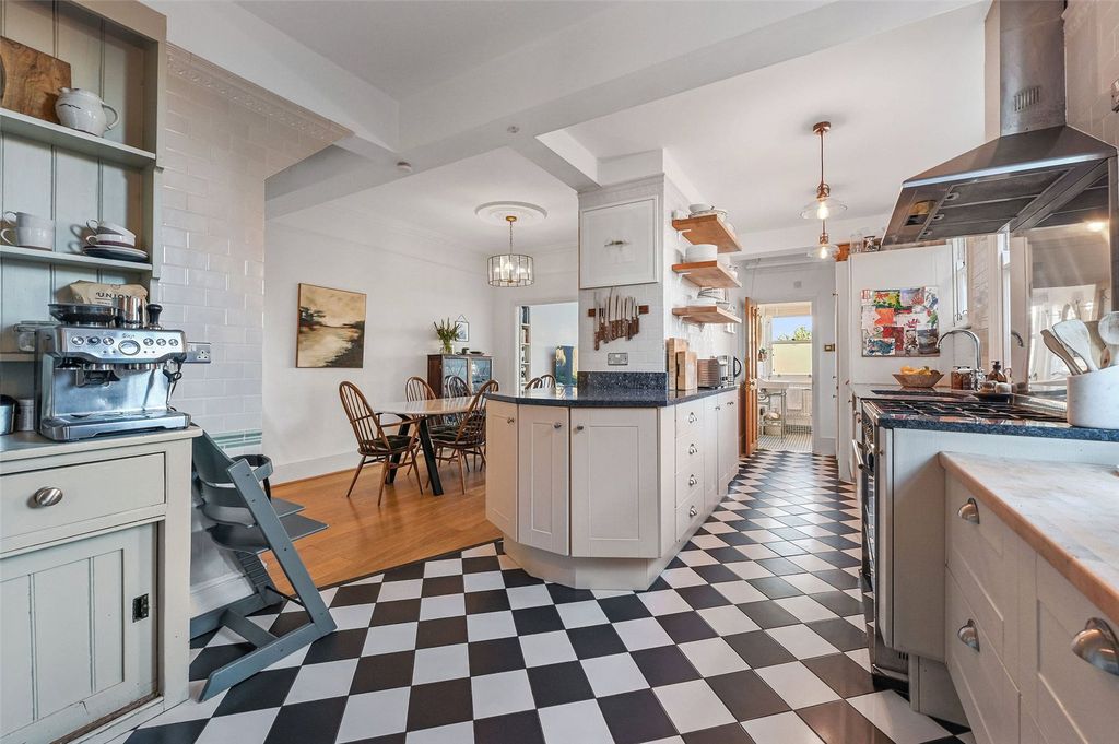 Property photo 3 of 25 Picture No. 42