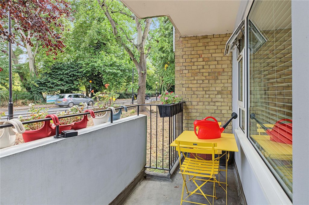 Property photo 2 of 12 Picture No. 06
