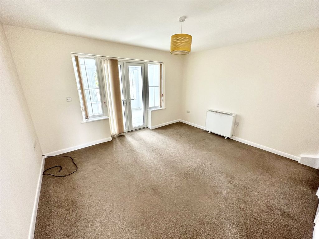 Property photo 3 of 10 Picture No. 22