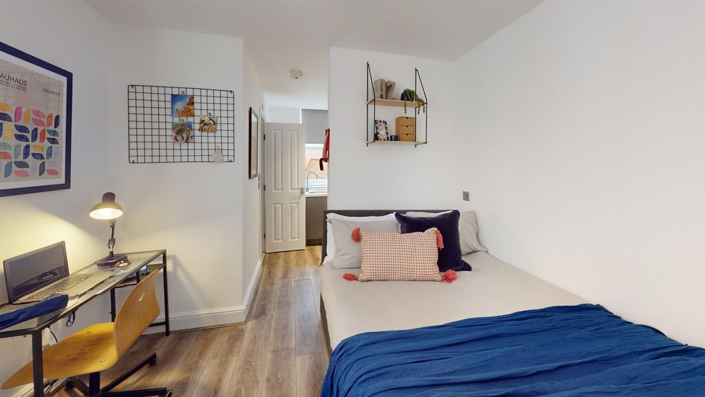 Property photo 2 of 4