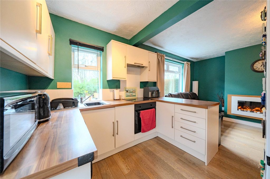 Property photo 3 of 17 Picture No. 27