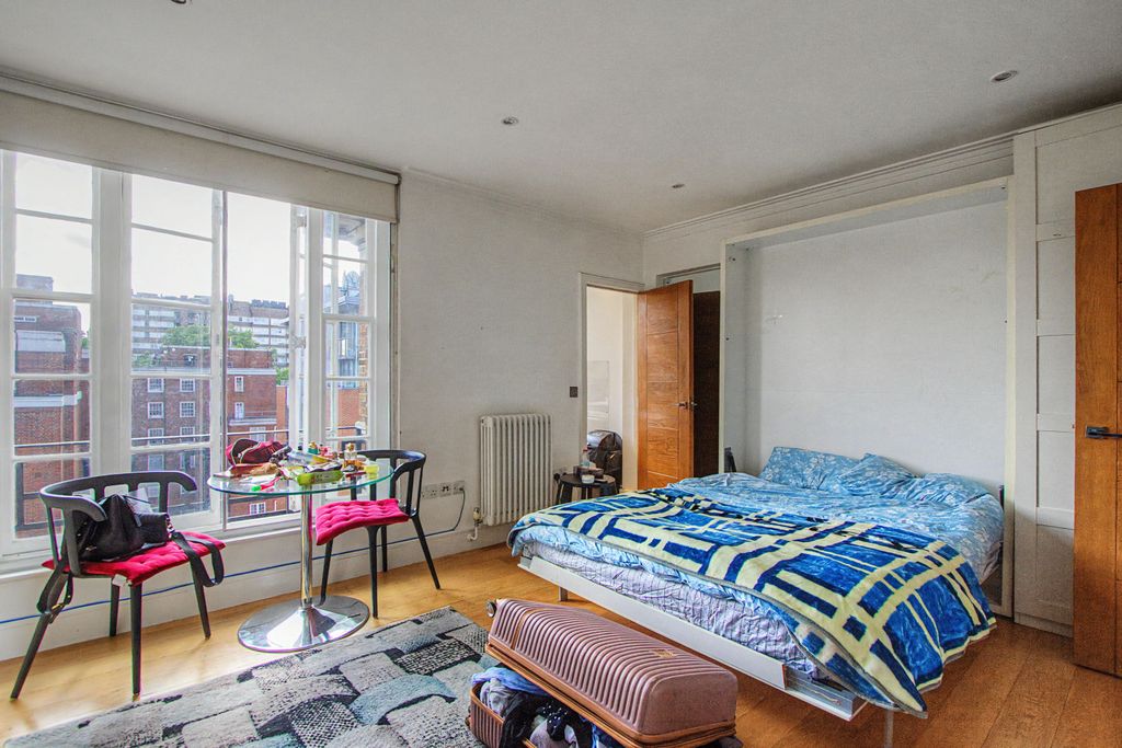 Property photo 3 of 9 Flat 96 Forset Court, Edgware Road, Paddington, London, W2 2Rf