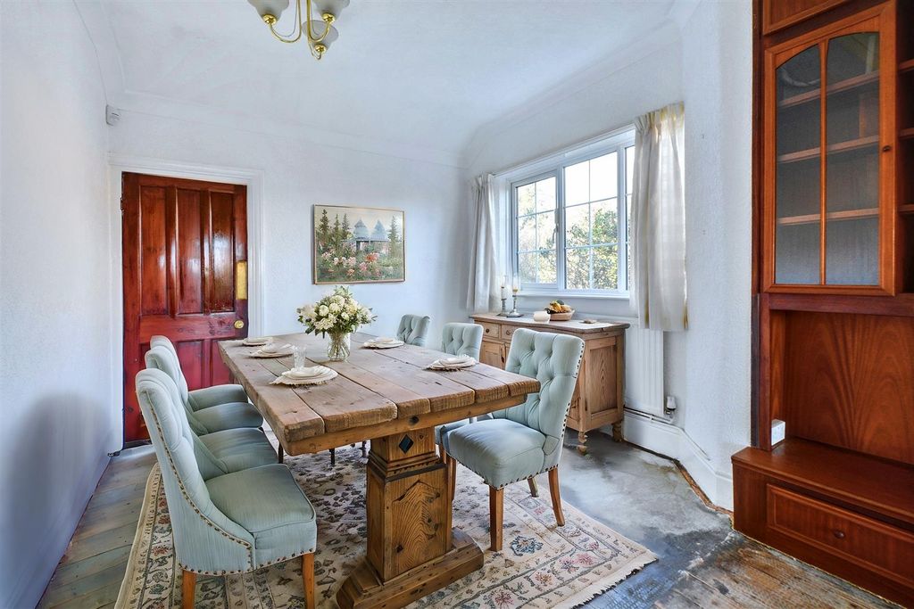 Property photo 3 of 28 Dining Area- Virtual Furnishing.Jpeg