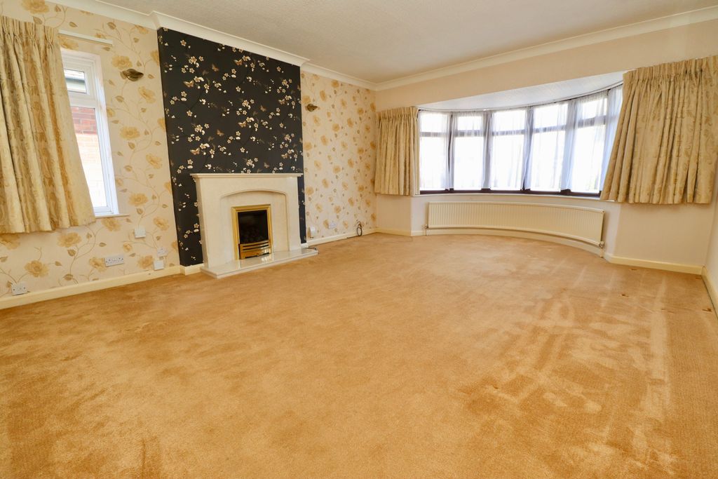 Property photo 3 of 15 Img_0798