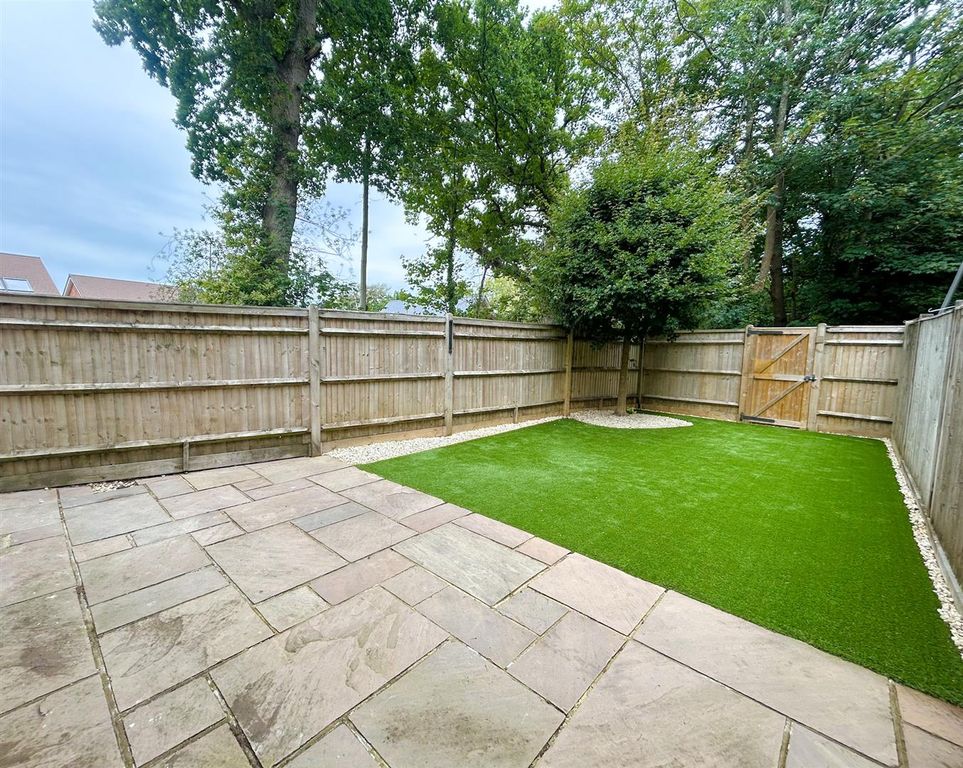 Property photo 1 of 22