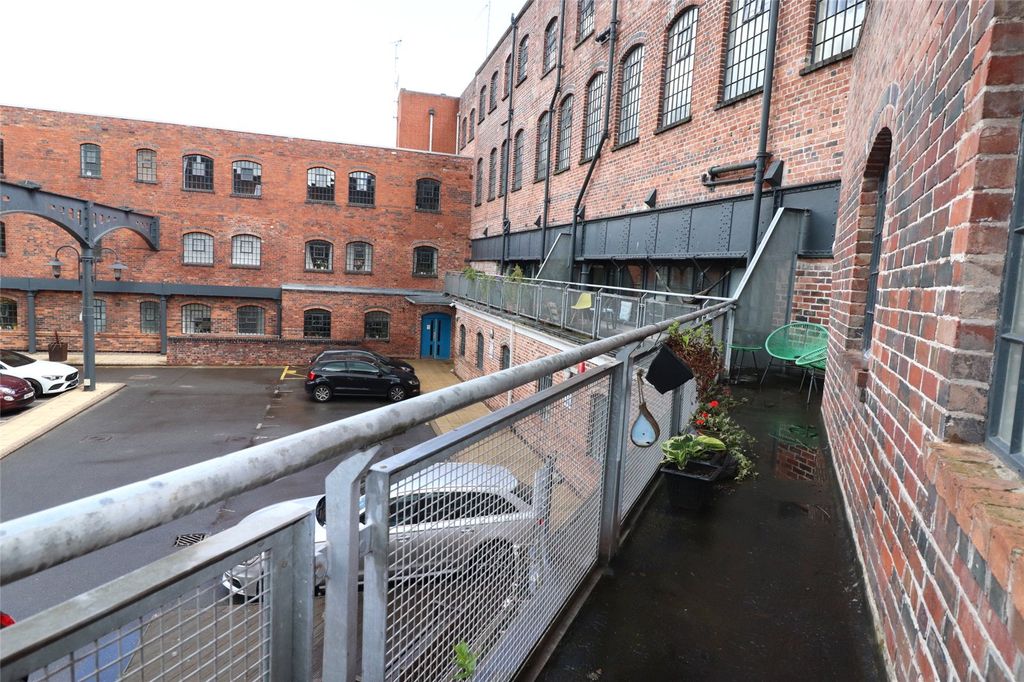 Property photo 3 of 16 Photo 16