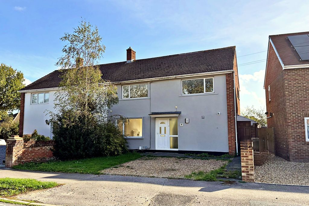 Property photo 1 of 10 Front