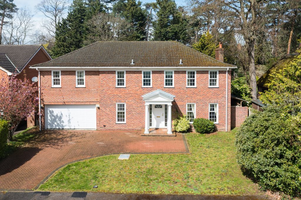 Property photo 1 of 26