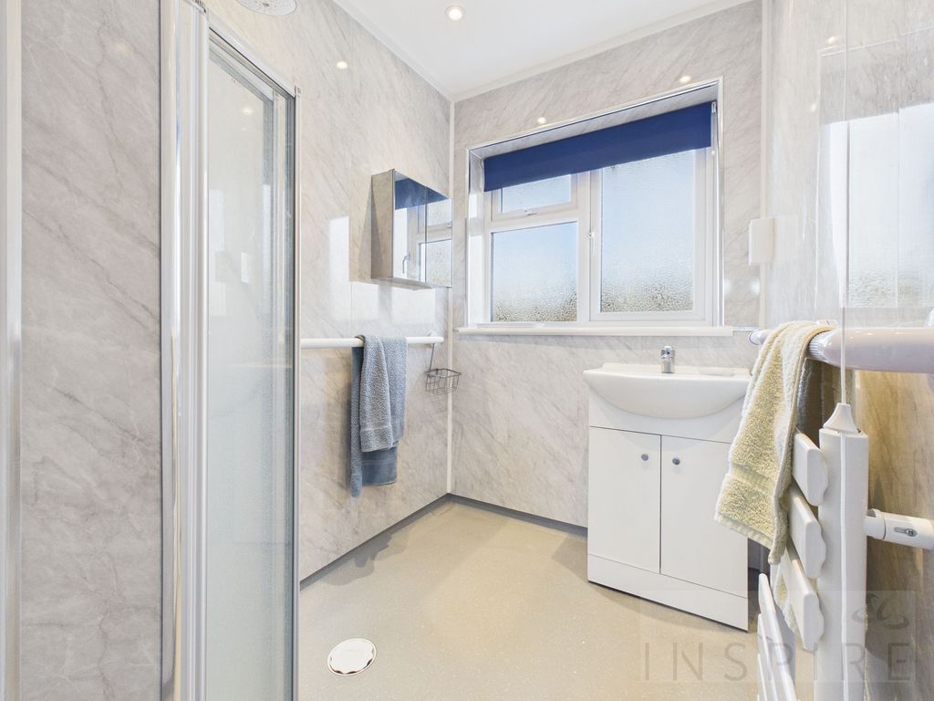 Property photo 3 of 25