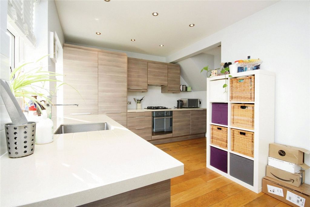 Property photo 2 of 12 Picture No. 08