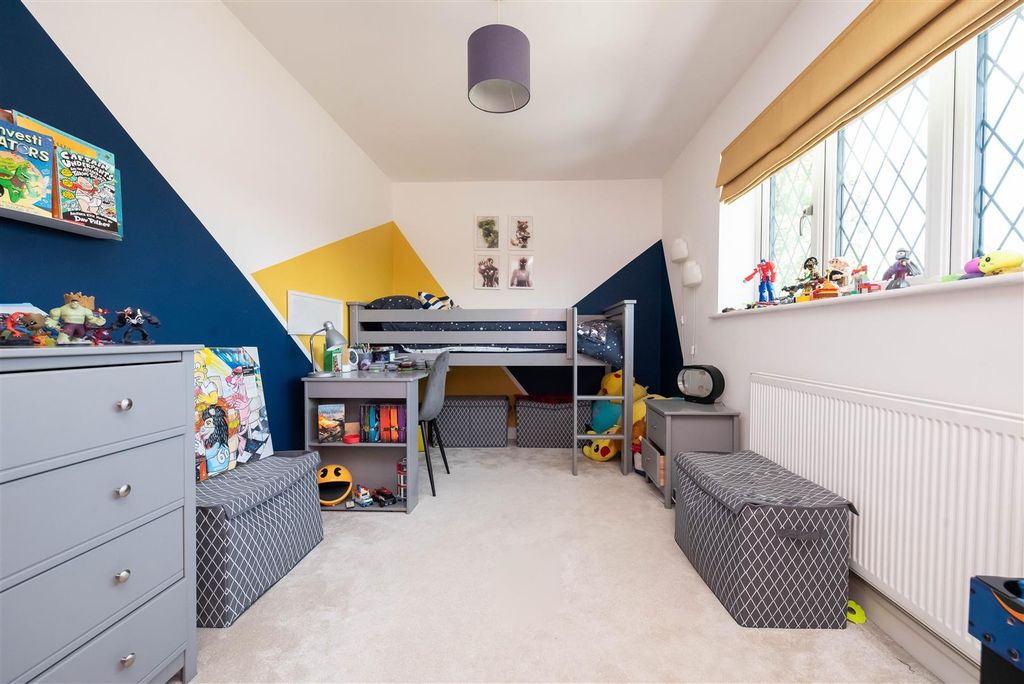 Additional image 30 of 6 bed detached house for saleSorrel Drive, Lightwater GU18