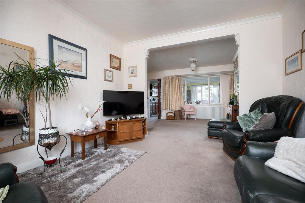 Property photo 3 of 15 Living/Dining Room