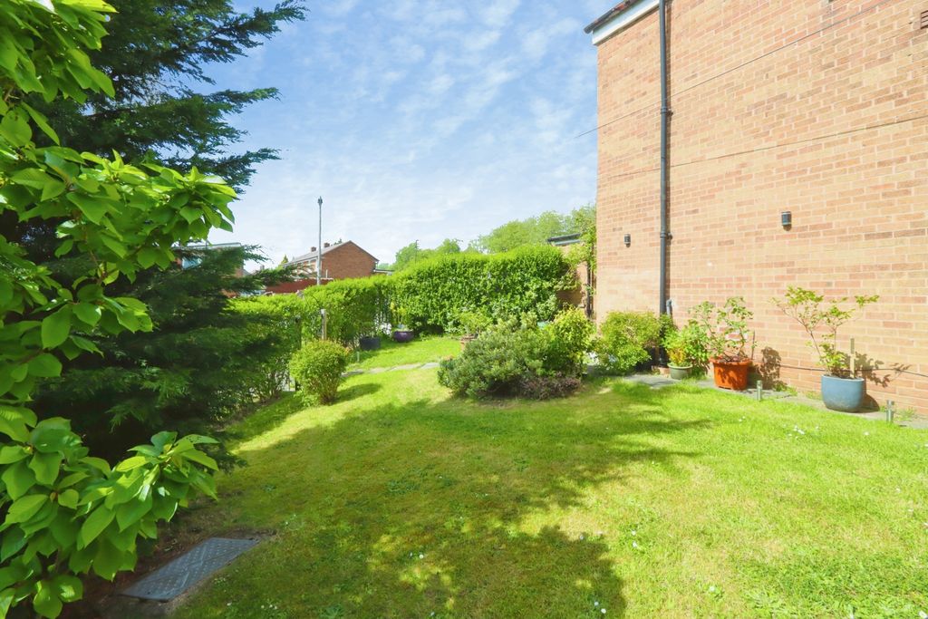 Property photo 3 of 14