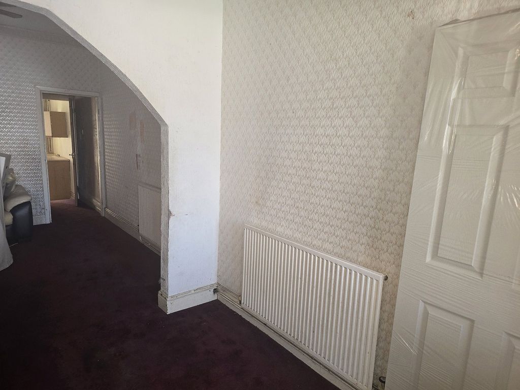 Property photo 3 of 8 Picture No. 08