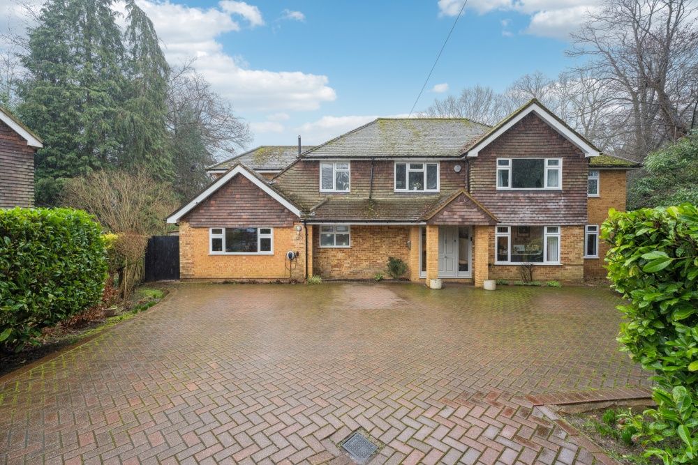 Property photo 1 of 25