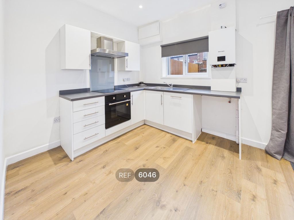 Property photo 2 of 16 Kitchen