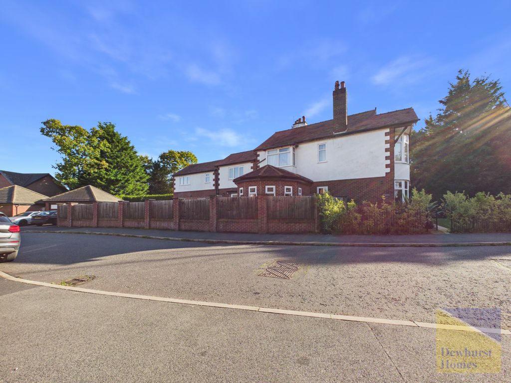 Property photo 2 of 47