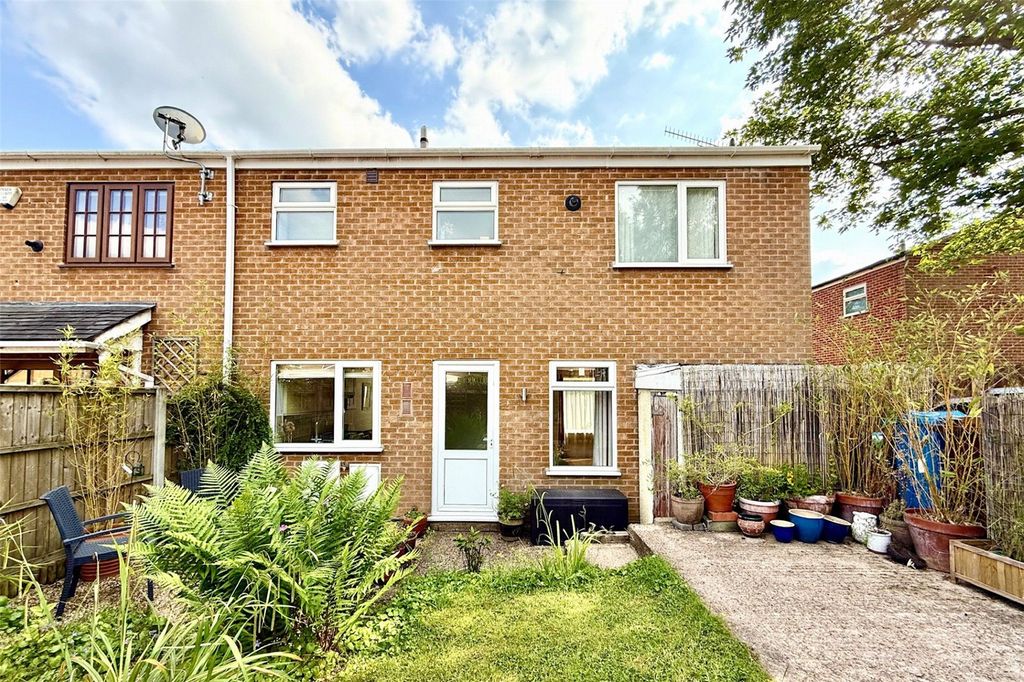 Property photo 1 of 35 Picture No. 37