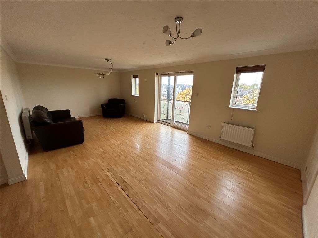 Property photo 3 of 10 Image