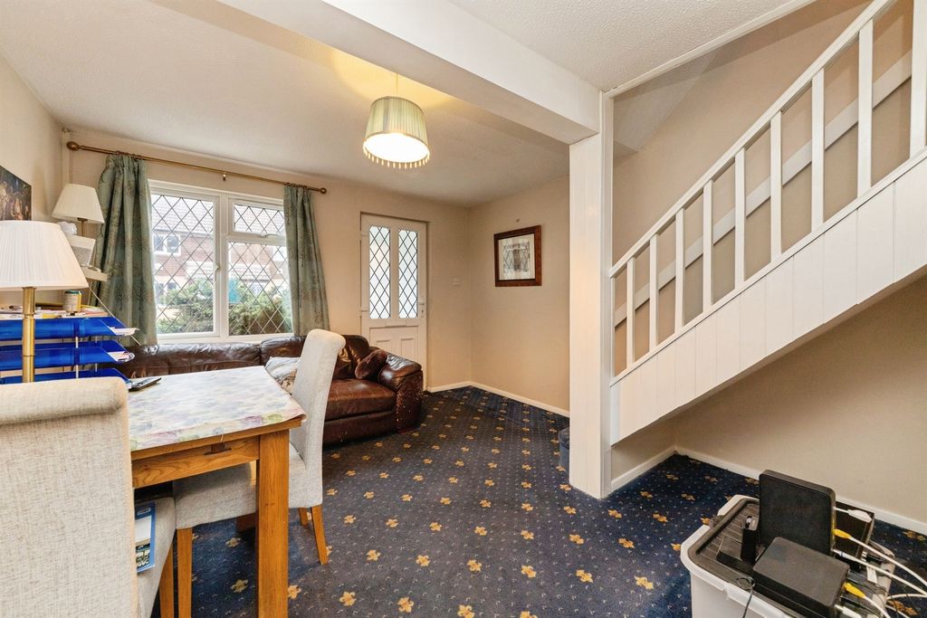 Property photo 2 of 16