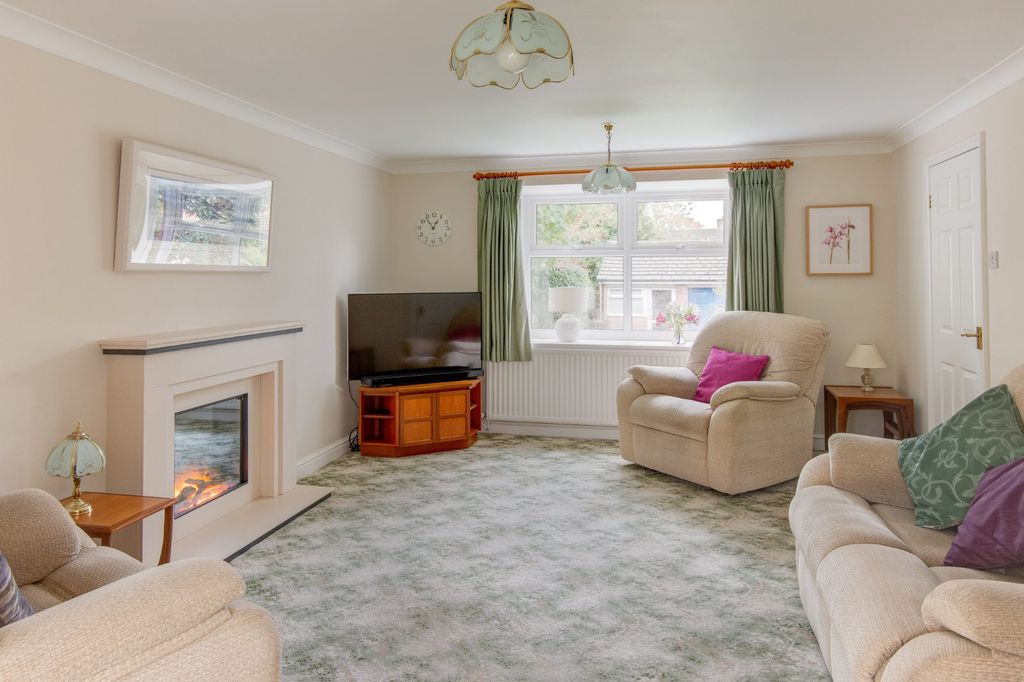 Property photo 3 of 25 Picture No. 05