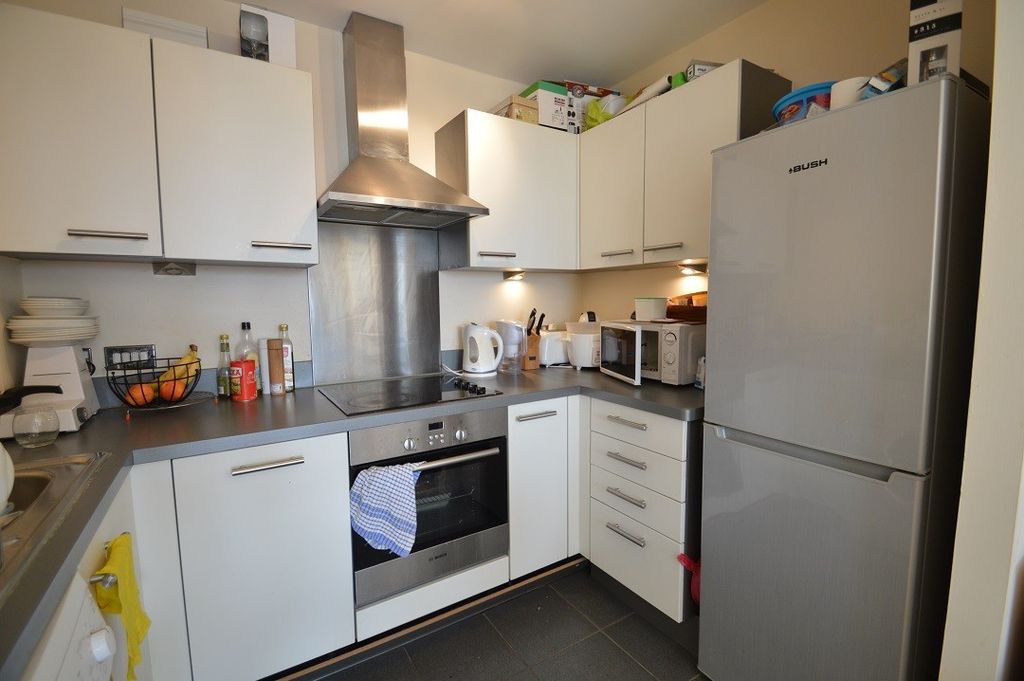 Property photo 2 of 7 Kitchen