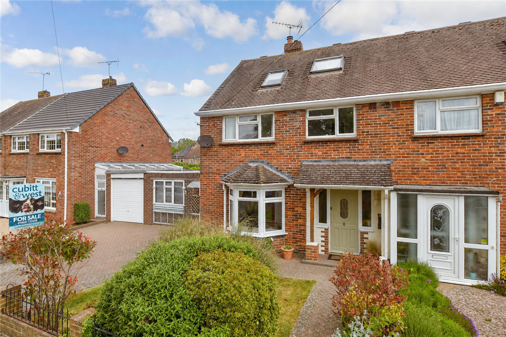 5 bed semi-detached house for saleMeadow Way, Littlehampton, West Sussex BN17