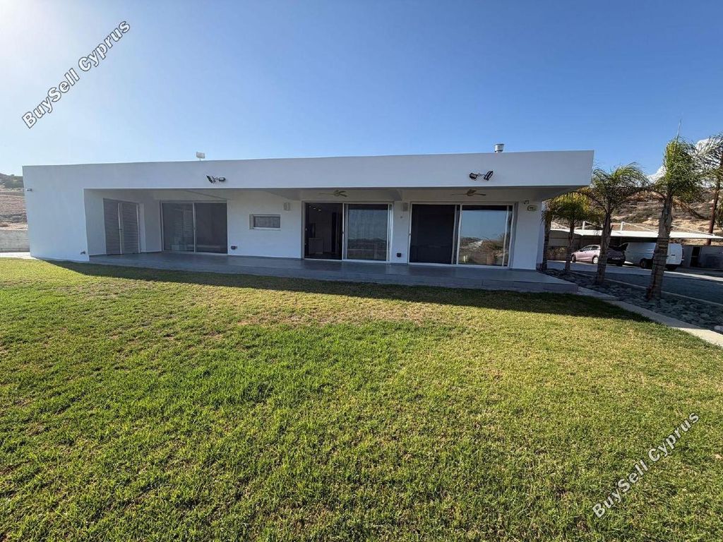 Property photo 1 of 26