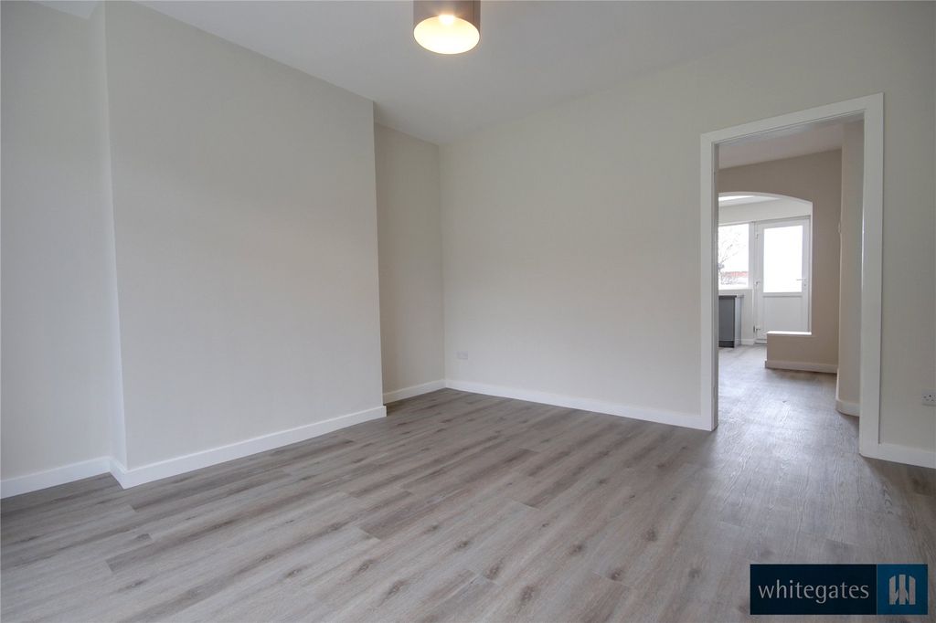 Property photo 3 of 11 Picture No. 22