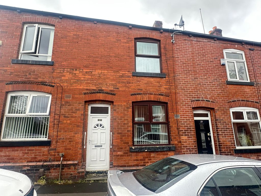 Property photo 1 of 6